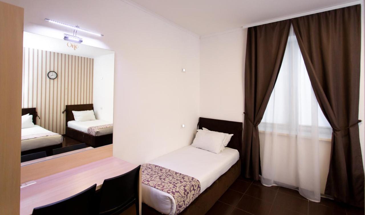 Hotel One Uman Ngoại thất bức ảnh